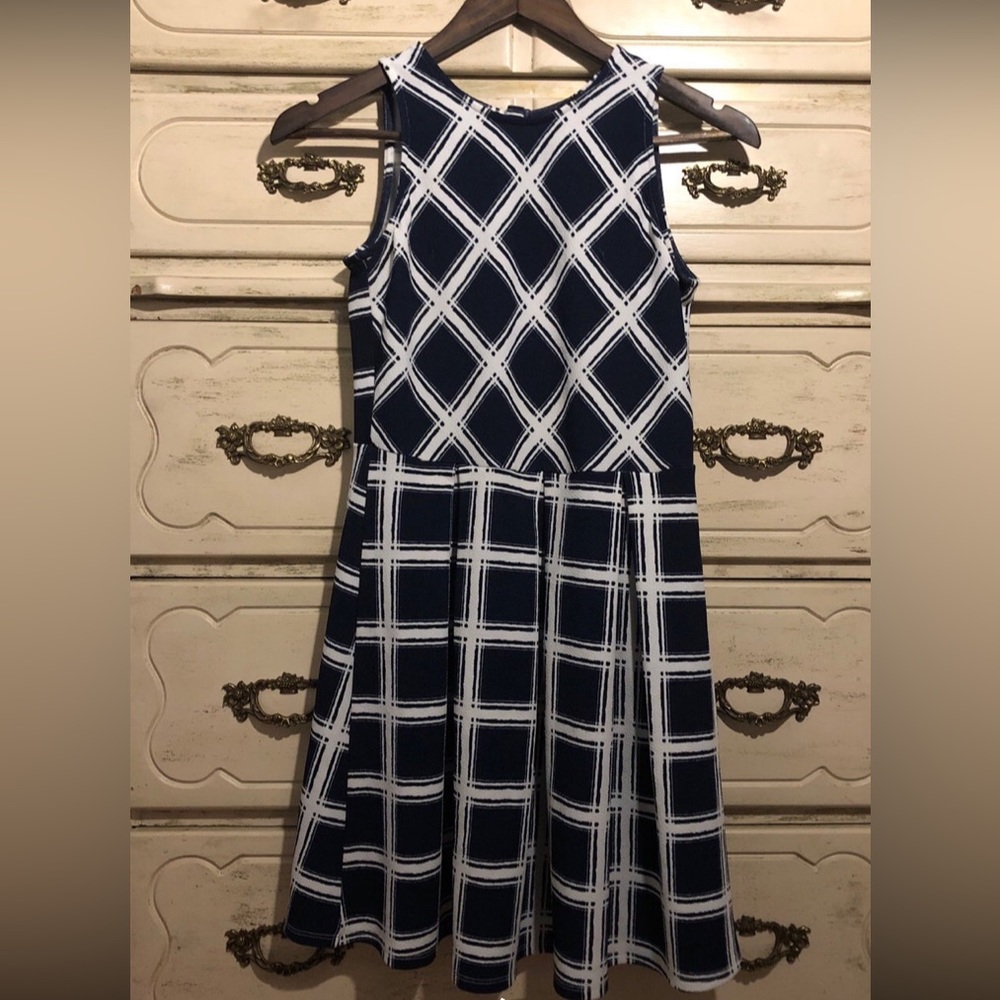 Ava & yelly girls formal dress, 16